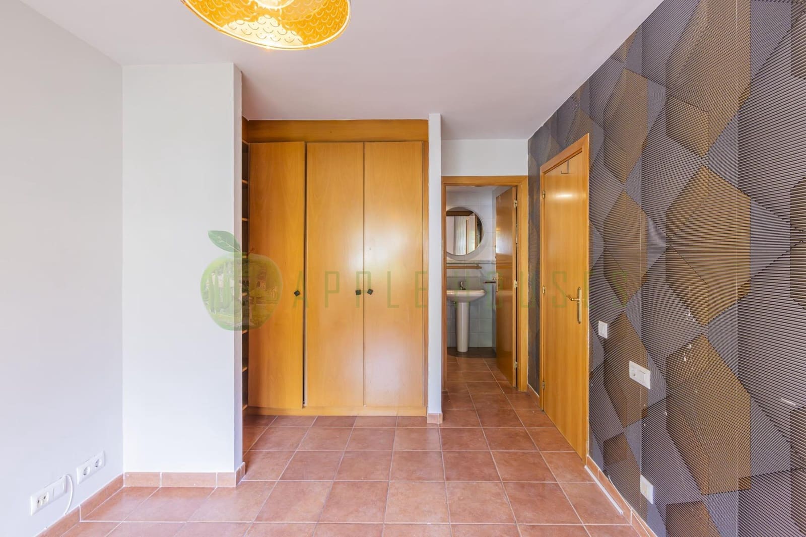 4 bedroom Terraced Villa for sale in Sitges with pool garage - € 645,000 (Ref: 9849342)