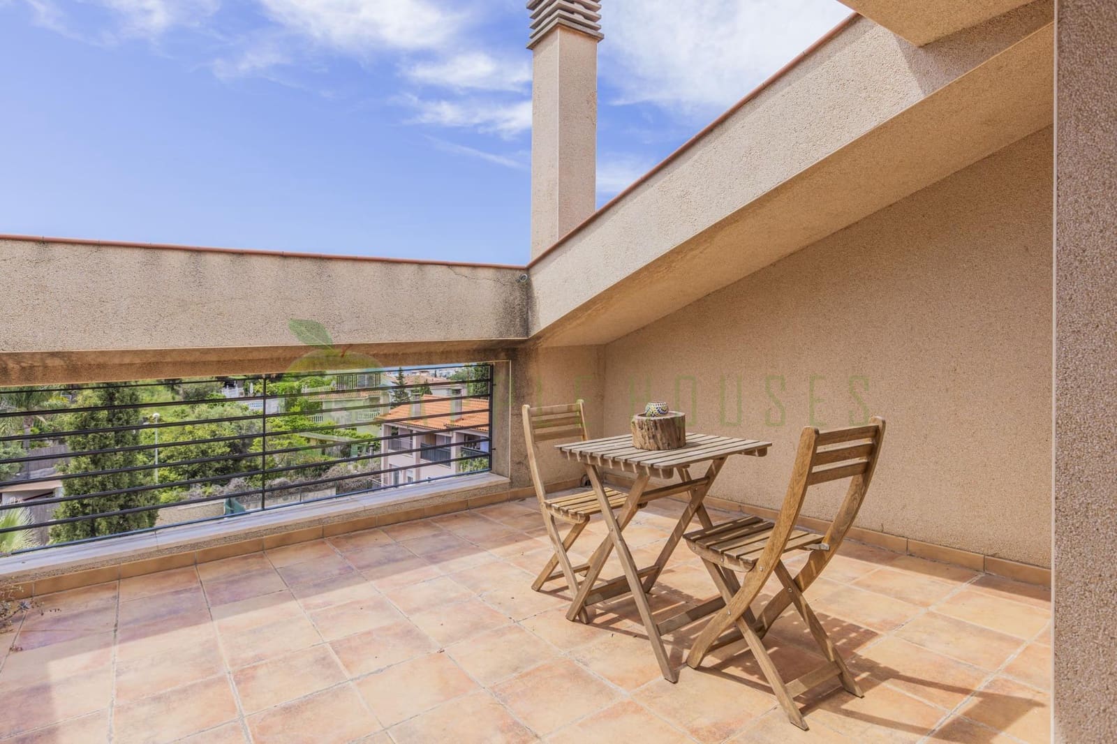 4 bedroom Terraced Villa for sale in Sitges with pool garage - € 645,000 (Ref: 9849342)