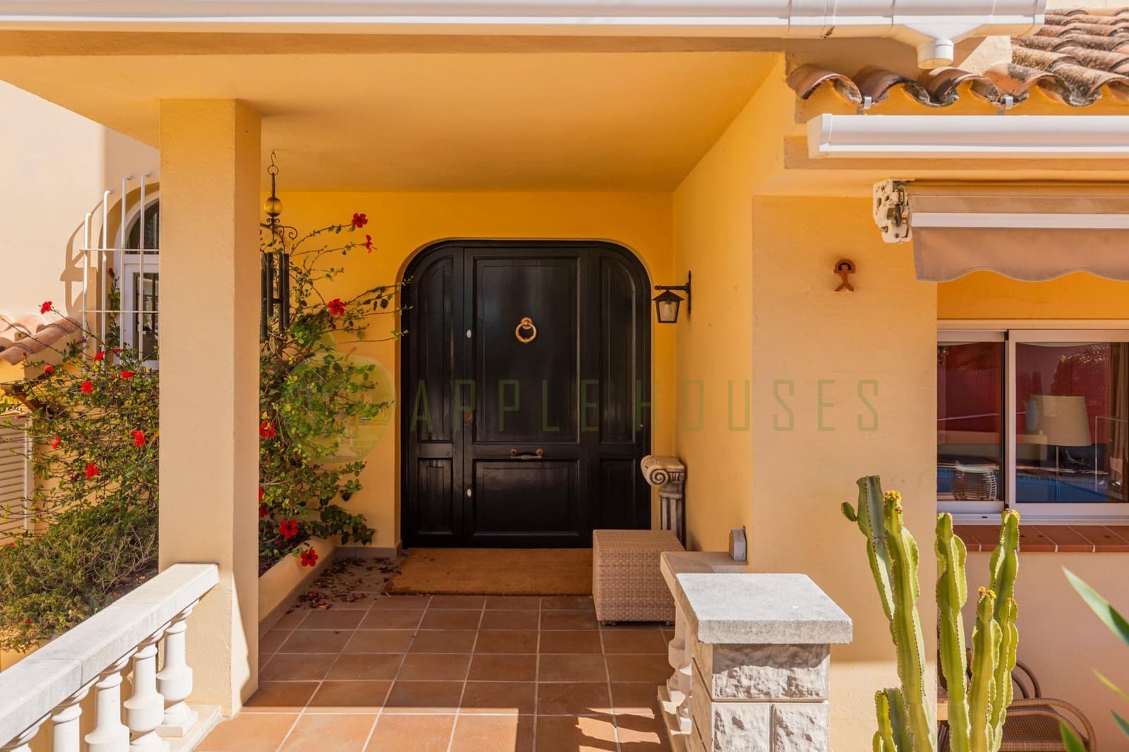 5 bedroom Villa for sale in Sitges with pool - € 1,595,000 (Ref: 9876405)