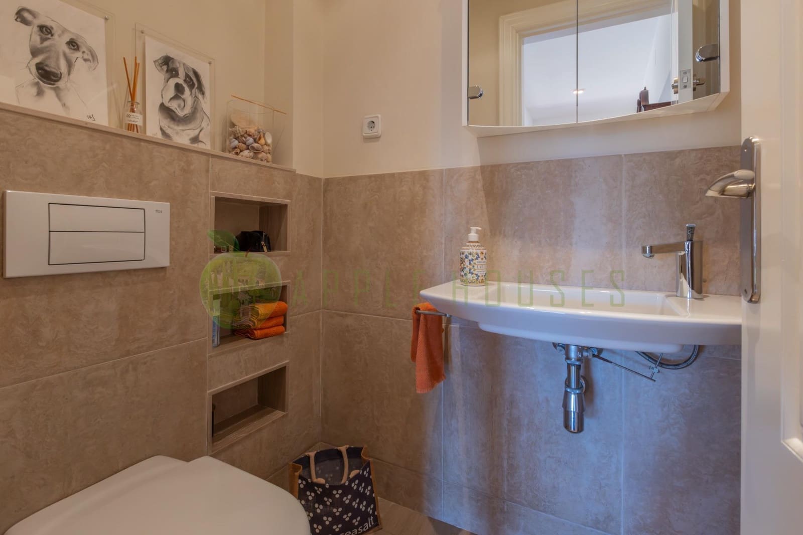 5 bedroom Villa for sale in Sitges with pool - € 1,595,000 (Ref: 9876405)