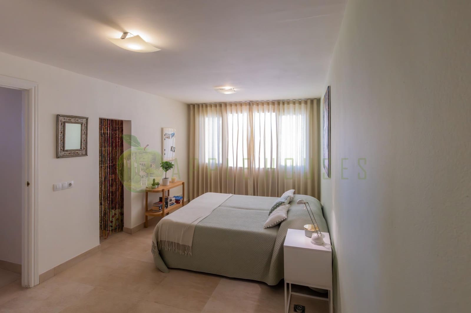 5 bedroom Villa for sale in Sitges with pool - € 1,595,000 (Ref: 9876405)
