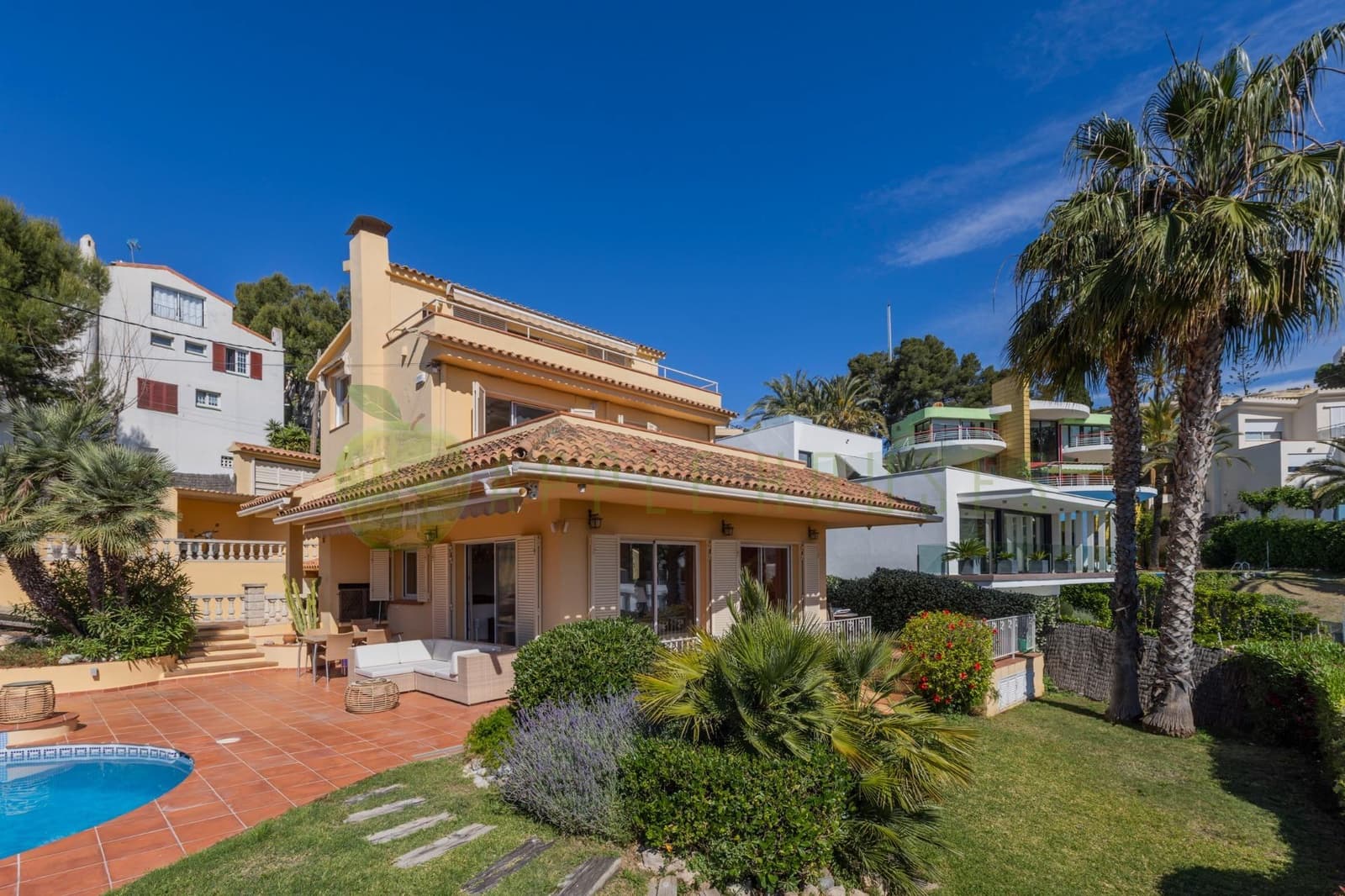 5 bedroom Villa for sale in Sitges with pool - € 1,595,000 (Ref: 9876405)