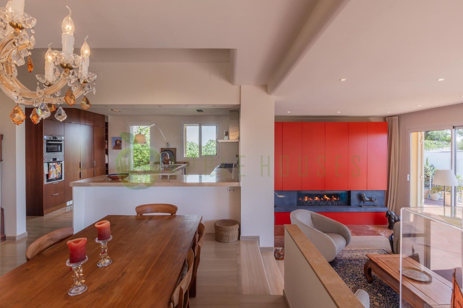 5 bedroom Villa for sale in Sitges with pool - € 1,595,000 (Ref: 9876405)