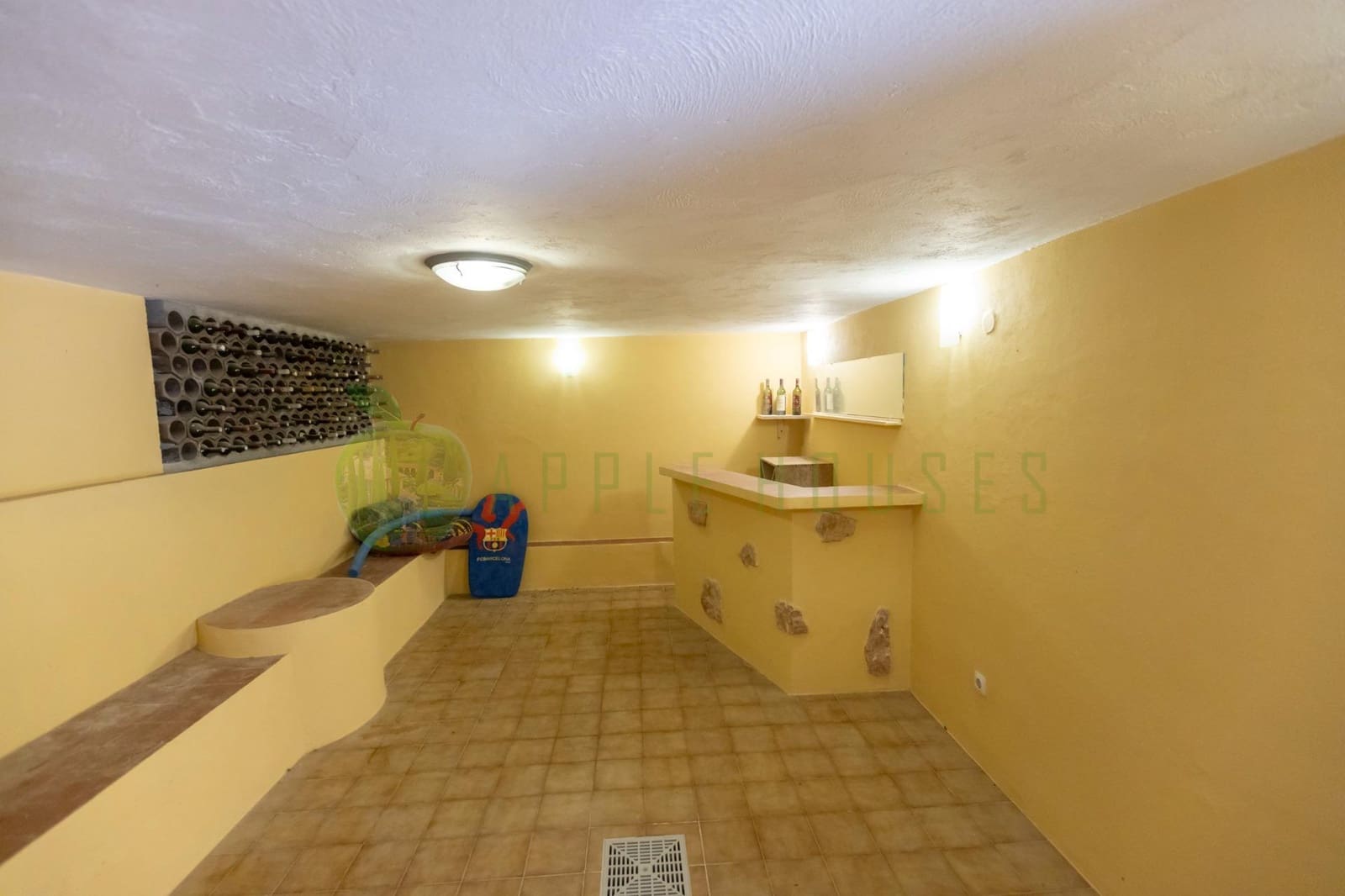 5 bedroom Villa for sale in Sitges with pool - € 1,595,000 (Ref: 9876405)