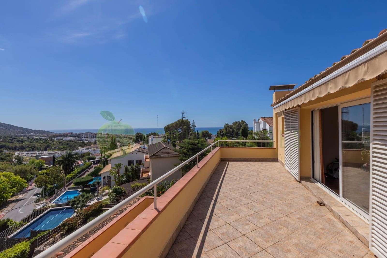 5 bedroom Villa for sale in Sitges with pool - € 1,595,000 (Ref: 9876405)