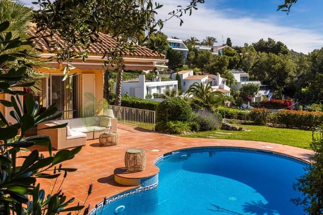 5 camera da letto Villa in vendita in Sitges con piscina garage - 1.595.000 € (Rif: 9876405)