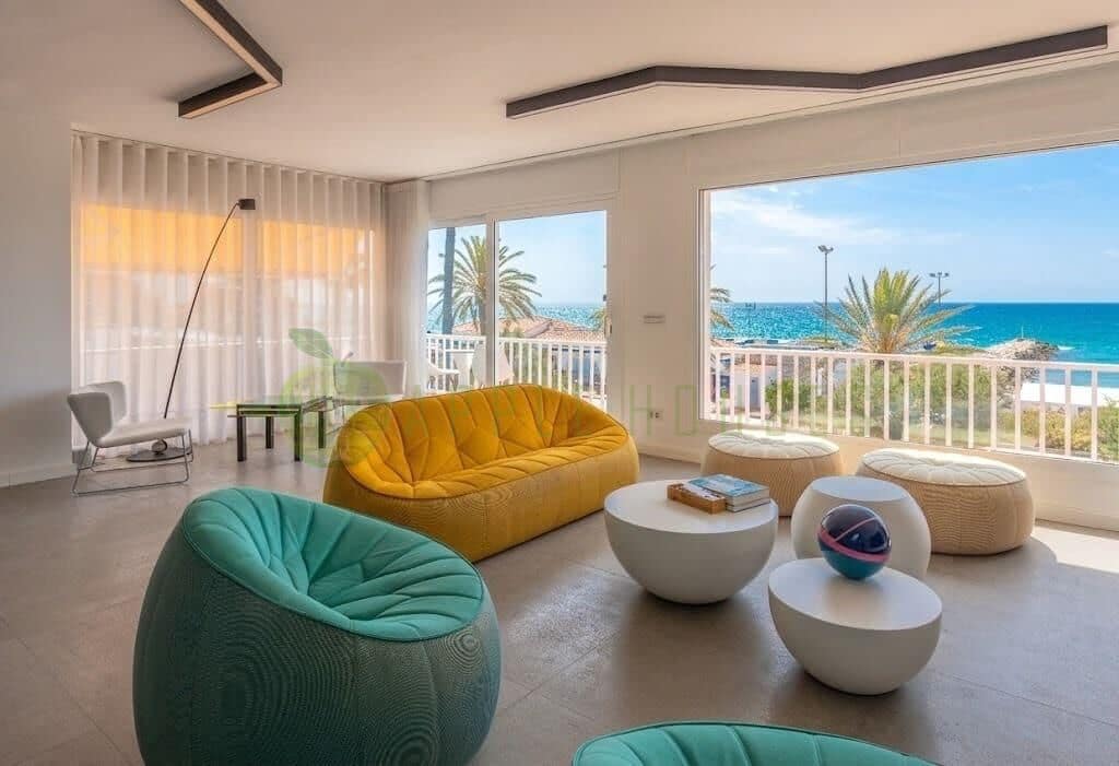 2 slaapkamer Penthouse te koop in Sitges - € 2.500.000 (Ref: 9890363)