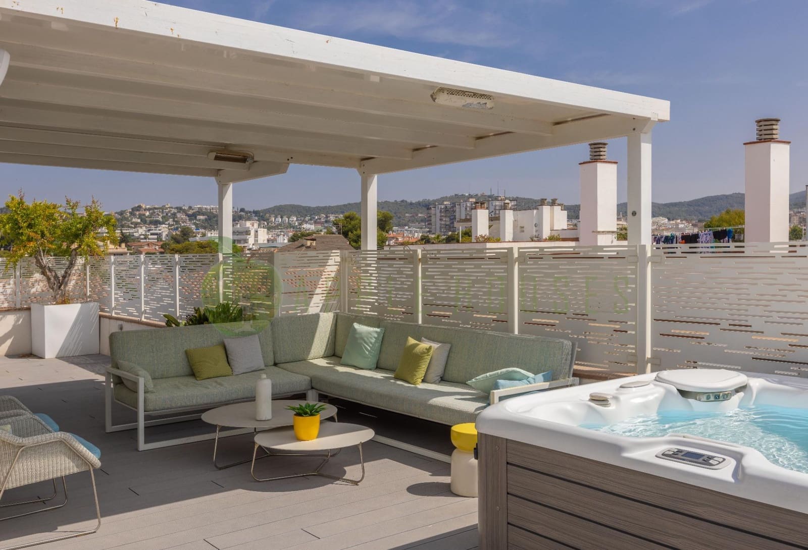 2 slaapkamer Penthouse te koop in Sitges - € 2.500.000 (Ref: 9890363)