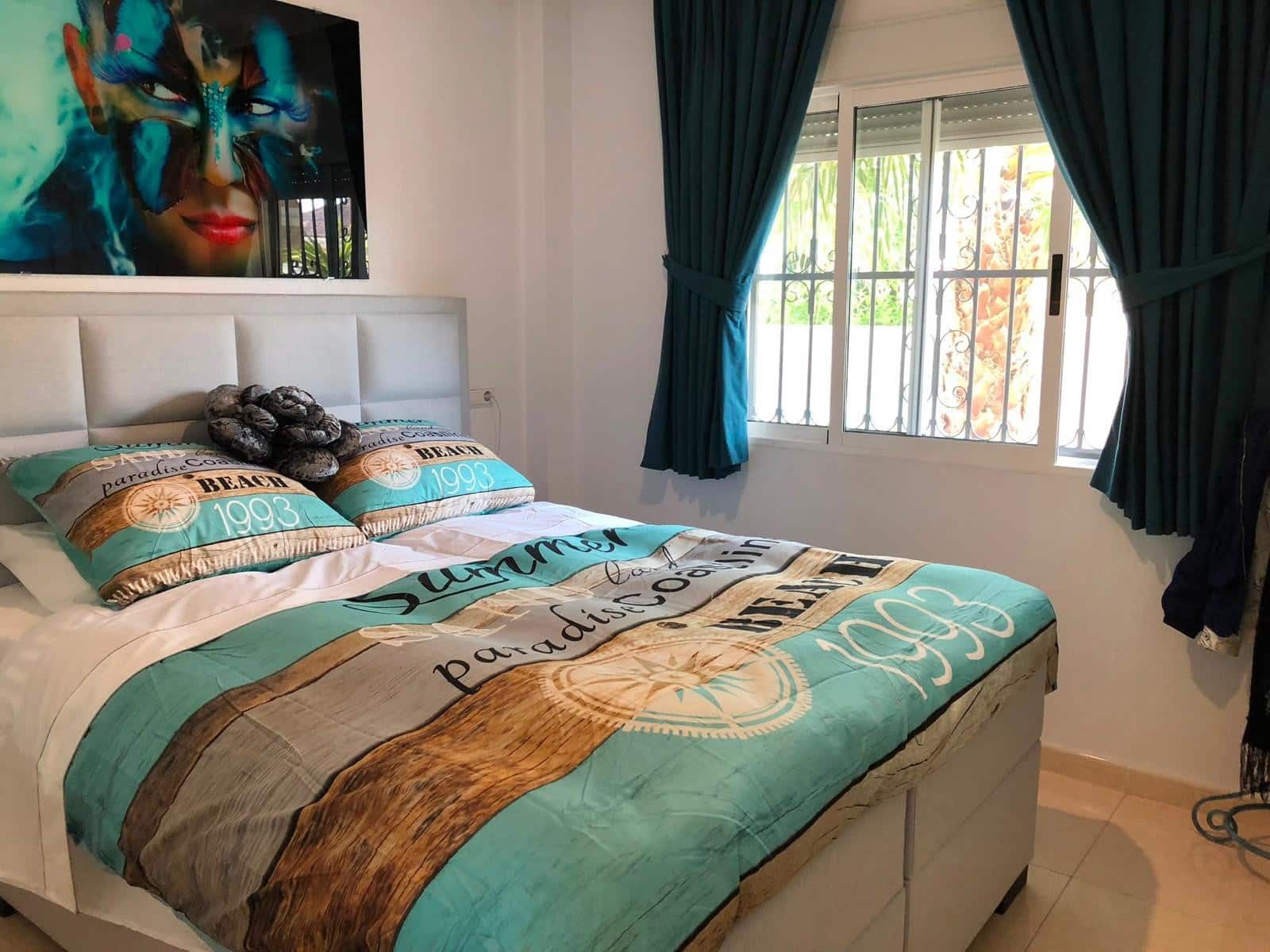 Chalet de 4 habitaciones en Rojales en venta con piscina - 557.000 € (Ref: 10000903)