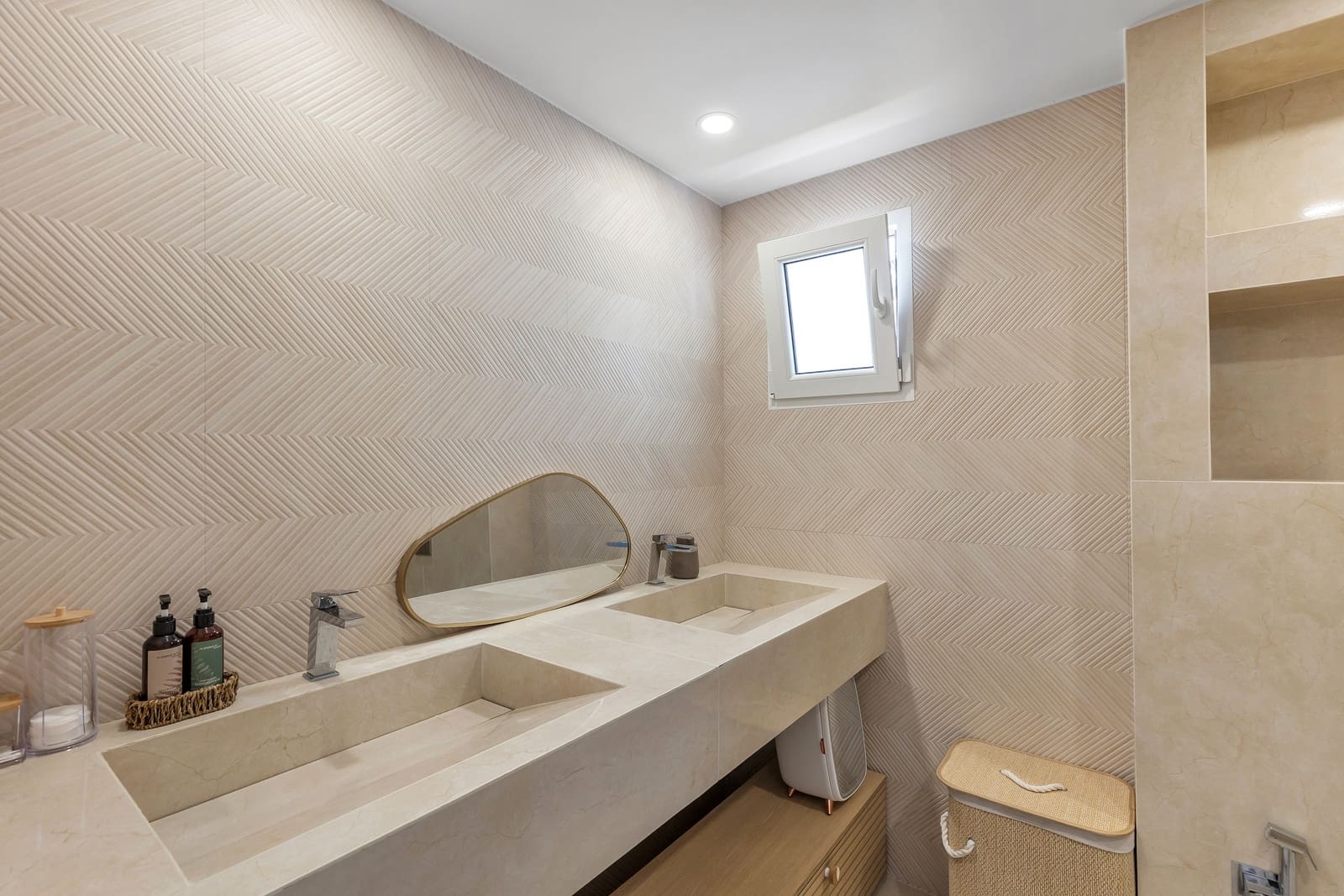 5 Zimmer Villa zu verkaufen in Los Balcones - 849.000 € (Ref: 10055677)