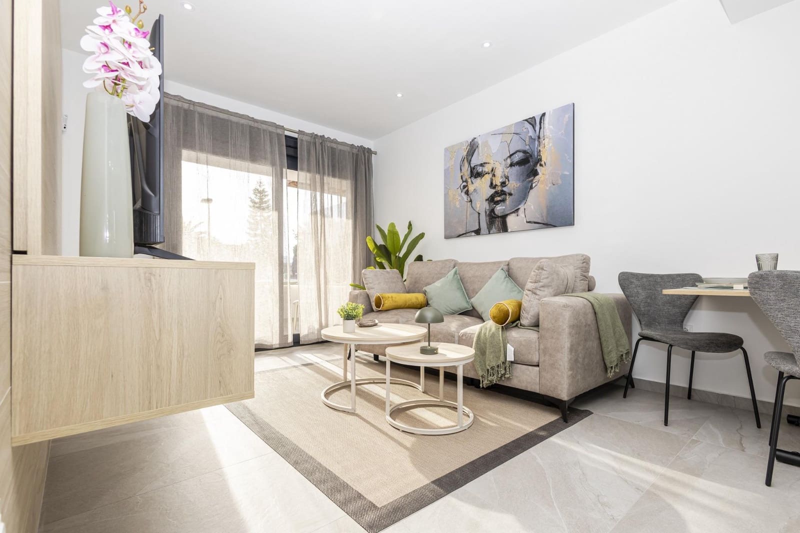 2 soveværelse Lejlighed til salg i Torrevieja med swimmingpool garage - € 269.000 (Ref: 10172927)