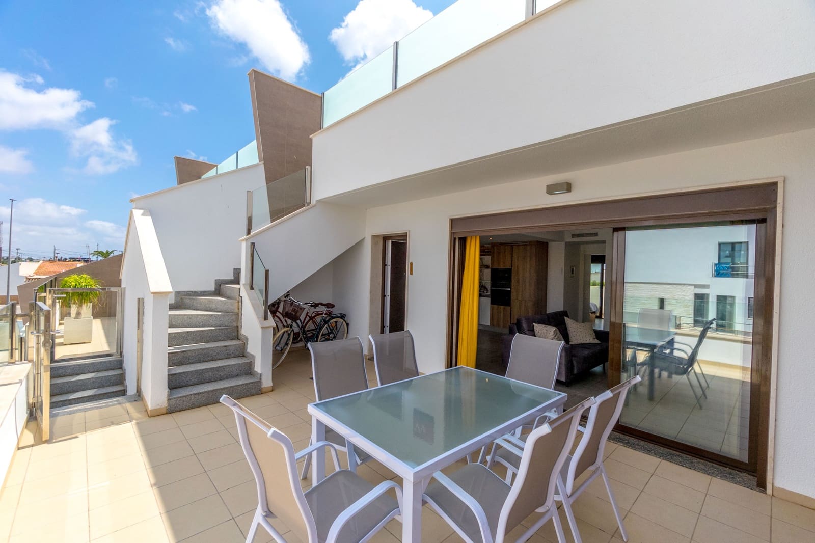 Apartamento de 2 habitaciones en San Pedro del Pinatar en venta con piscina - 265.000 € (Ref: 10187508)
