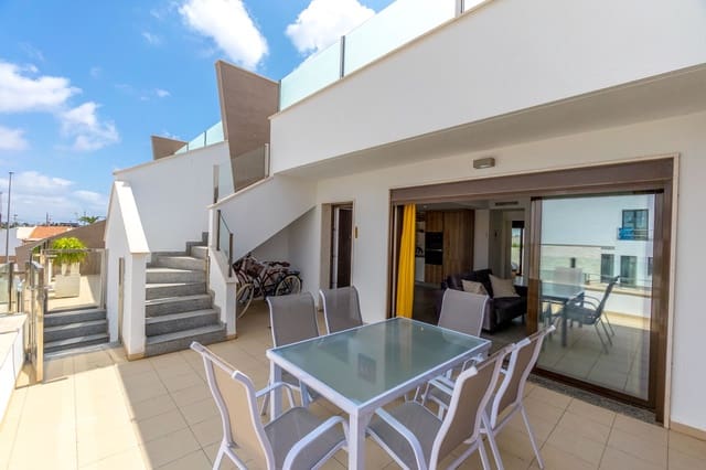 Apartamento de 2 habitaciones en San Pedro del Pinatar ciudad, San Pedro del Pinatar en venta con piscina - 265.000 € (Ref: 10187508)