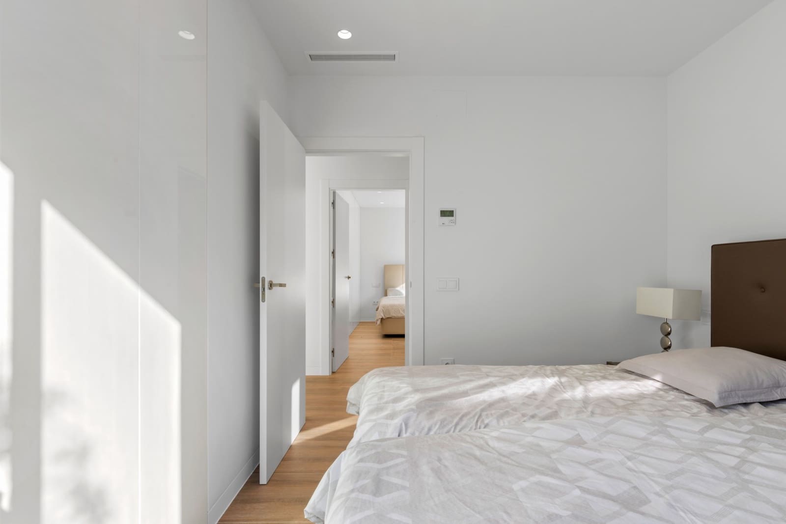 3 quarto Moradia para venda em Las Colinas Golf com piscina garagem - 819 000 € (Ref: 8823377)