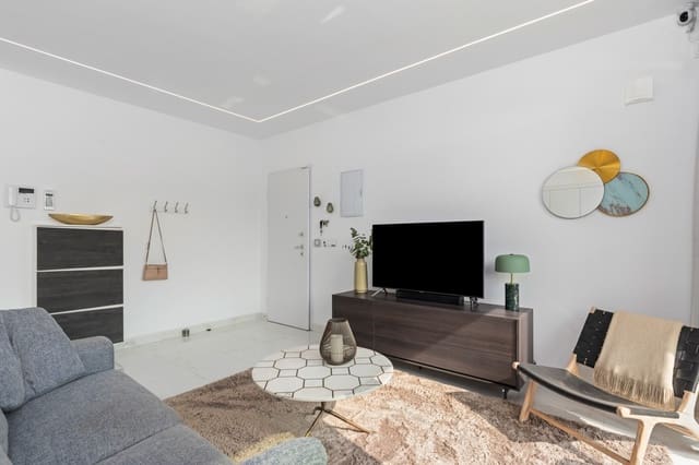 3 bedroom Villa for sale in Pilar de la Horadada ciudad, Pilar de la Horadada with pool garage - € 445,000 (Ref: 8828319)