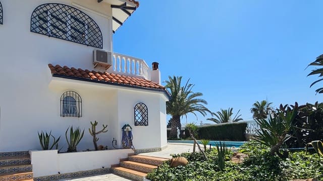 3 bedroom Villa for sale in Peñíscola with pool garage - € 735,000 (Ref: 8929682)