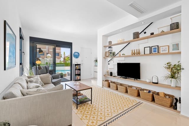 3 bedroom Townhouse for sale in Ciudad Quesada, Rojales with pool garage - € 339,000 (Ref: 9081052)