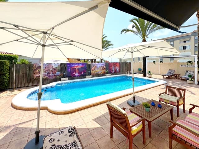 4 soveværelse Villa til salg i Rocio del Mar, Torrevieja - € 735.000 (Ref: 9125929)