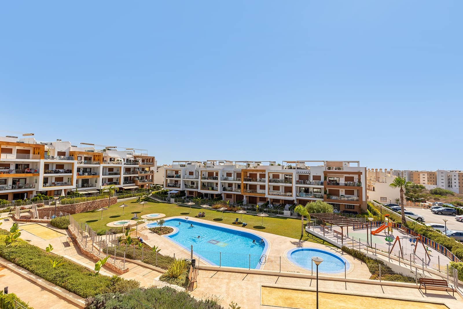 3 bedroom Apartment for sale in Orihuela Costa with pool - € 299,900 (Ref: 9143979)