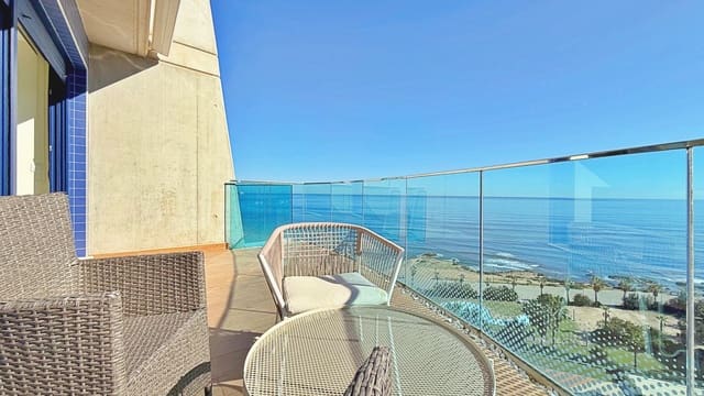 2 makuuhuone Kattohuoneisto myytävänä paikassa Punta Prima, Torrevieja - 715 000 € (Ref: 9431789)