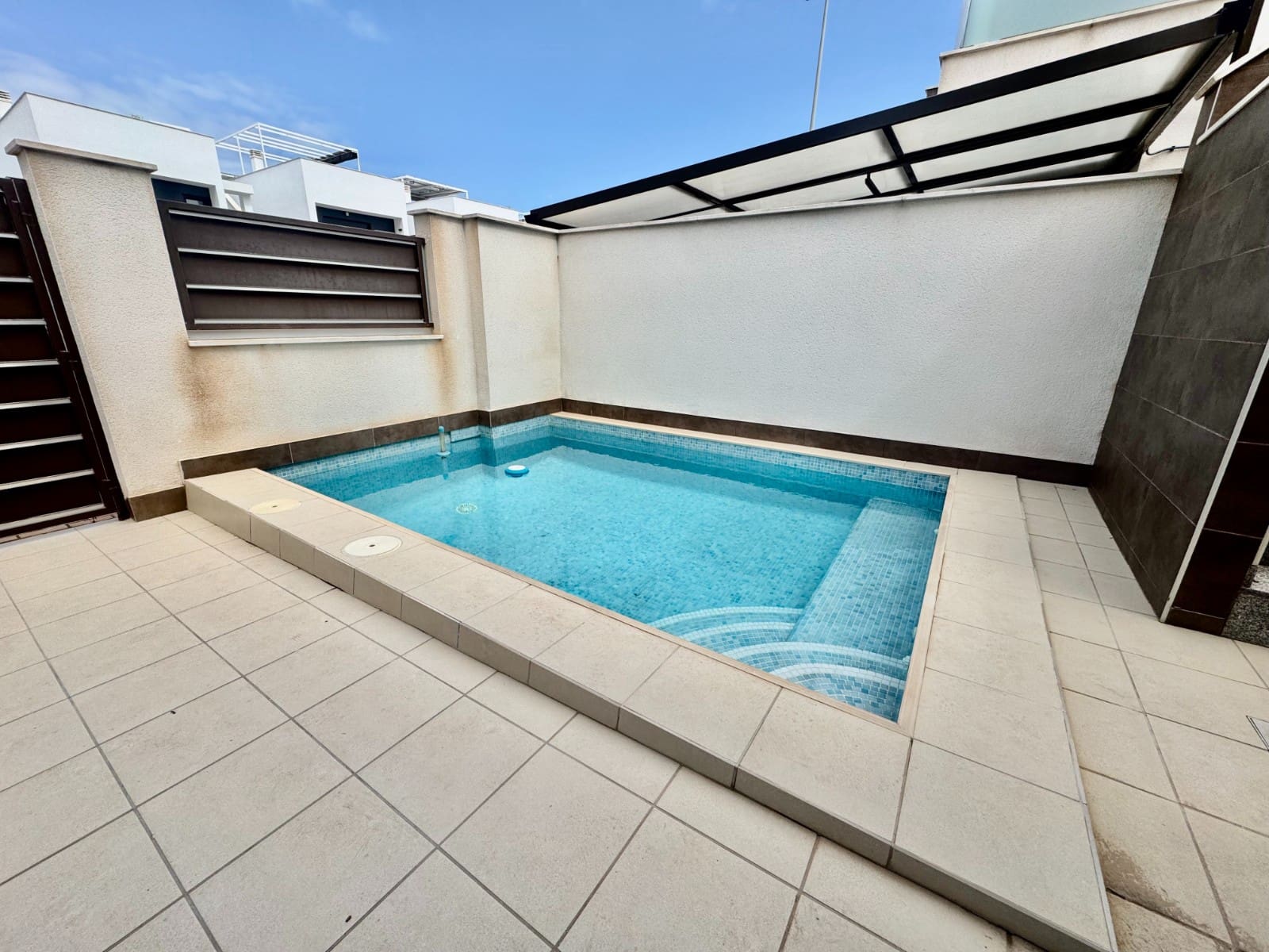 3 soveværelse Byhus til salg i San Pedro del Pinatar med swimmingpool - € 299.000 (Ref: 9727656)