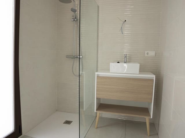 3 soveværelse Villa til salg i Polop med swimmingpool - € 620.000 (Ref: 9738104)