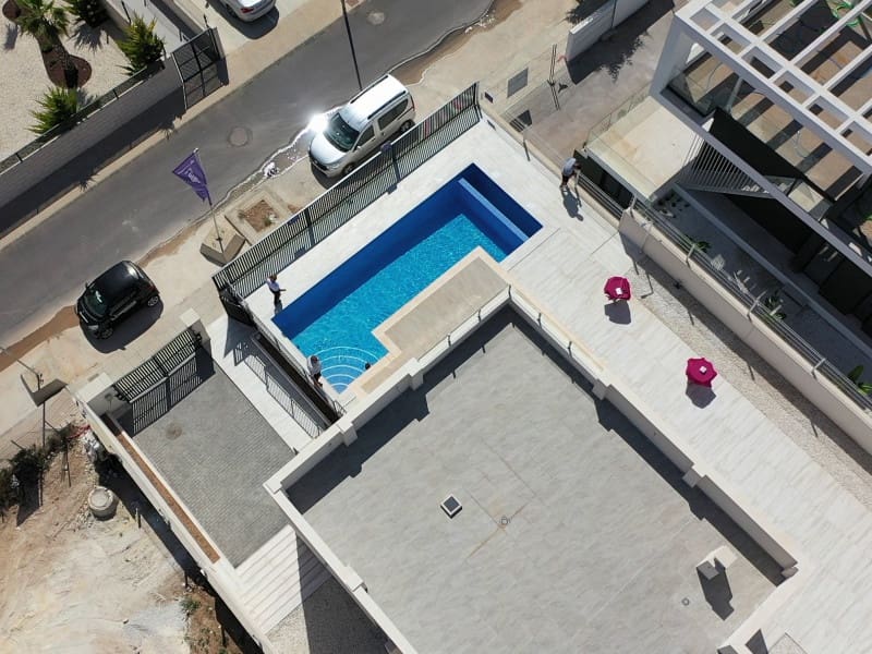 3 bedroom Villa for sale in Polop with pool - € 500,000 (Ref: 9738105)