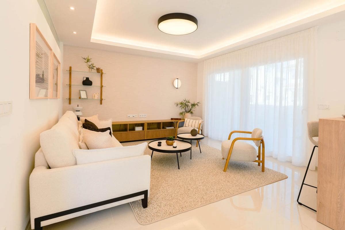 2 bedroom Apartment for sale in Rojales with pool - € 308,000 (Ref: 9738189)