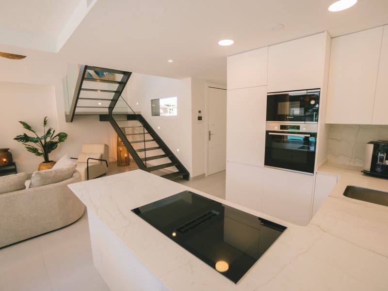 Chalet de 3 habitaciones en Finestrat en venta con piscina - 870.000 € (Ref: 9738195)