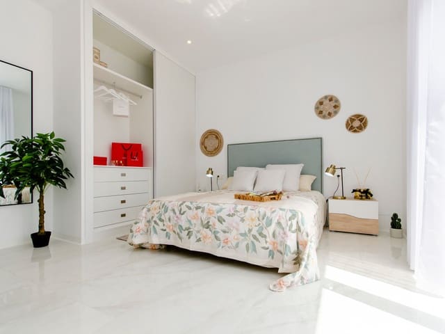 3 sypialnia Willa na sprzedaż w Desamparados - Hurchillo - Torremendo, Orihuela z basenem - 415 000 € (Ref: 9738247)