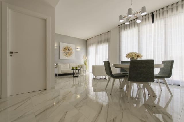 3 sovrum Villa till salu i San Miguel de Salinas med pool - 630 000 € (Ref: 9740320)