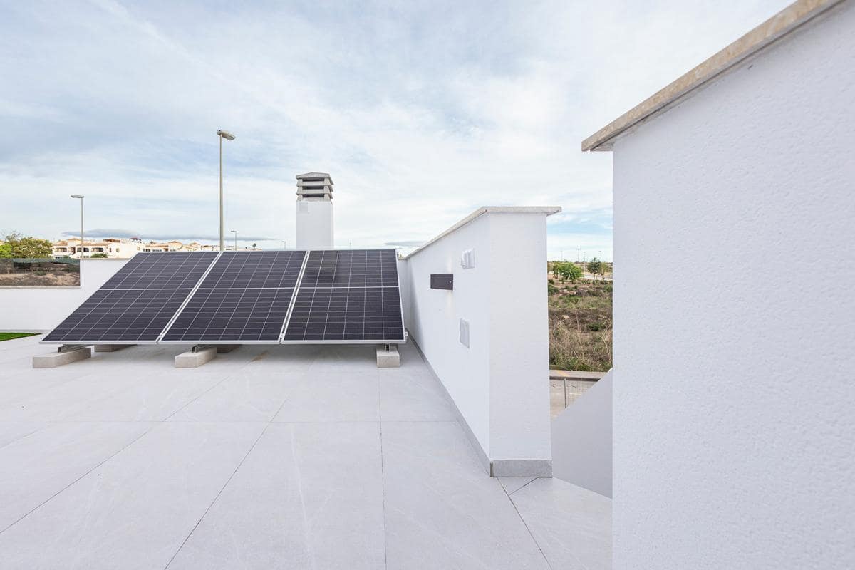 2 bedroom Villa for sale in Orihuela with pool - € 351,000 (Ref: 9740342)