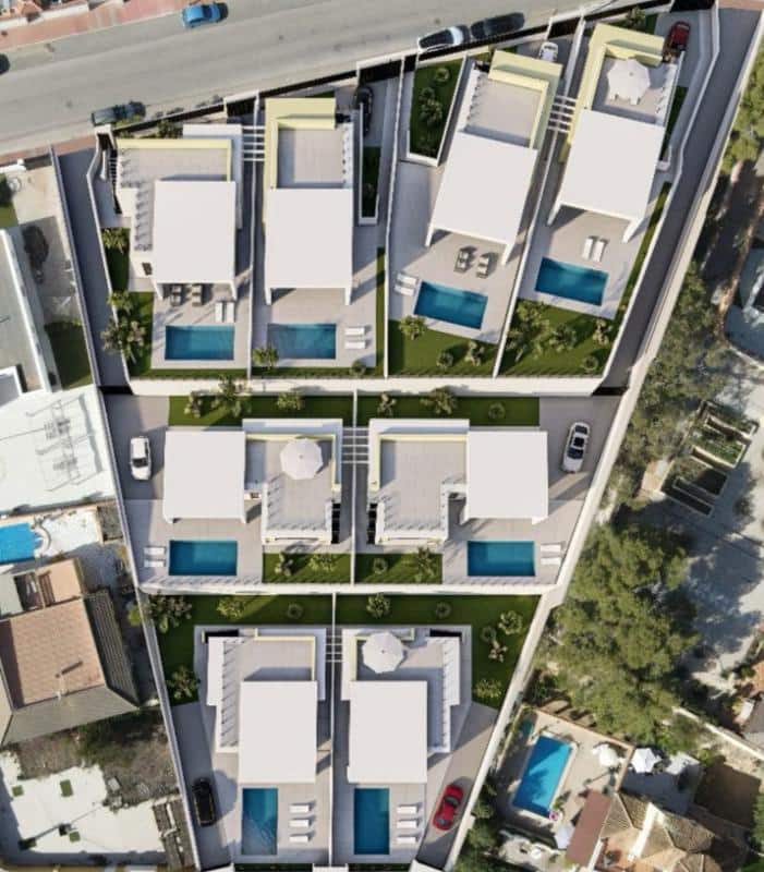 Chalet de 3 habitaciones en Torrevieja en venta con piscina - 700.000 € (Ref: 9740376)