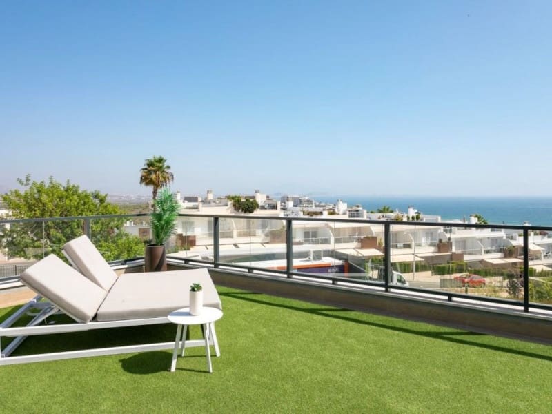 2 soveværelse Lejlighed til salg i Gran Alacant med swimmingpool - € 355.000 (Ref: 9768898)