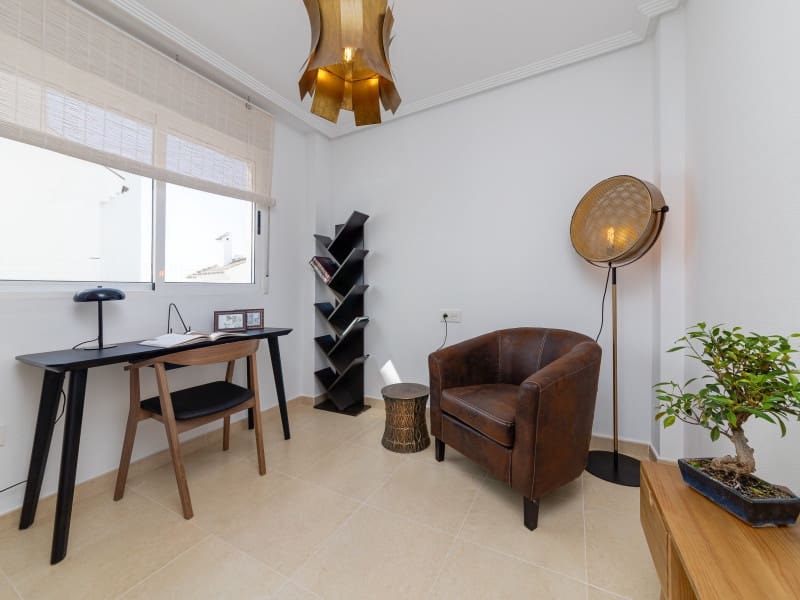 2 makuuhuone Omakotitalo myytävänä paikassa San Fulgencio - 280 000 € (Ref: 9815018)
