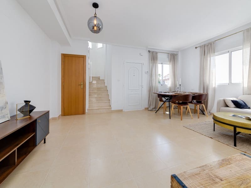 2 makuuhuone Omakotitalo myytävänä paikassa San Fulgencio - 280 000 € (Ref: 9815018)