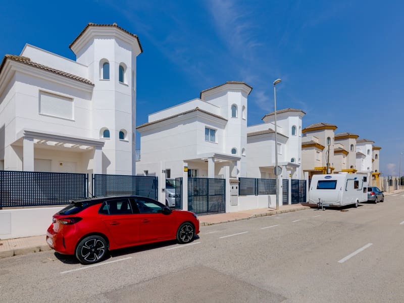 2 makuuhuone Omakotitalo myytävänä paikassa San Fulgencio - 280 000 € (Ref: 9815018)