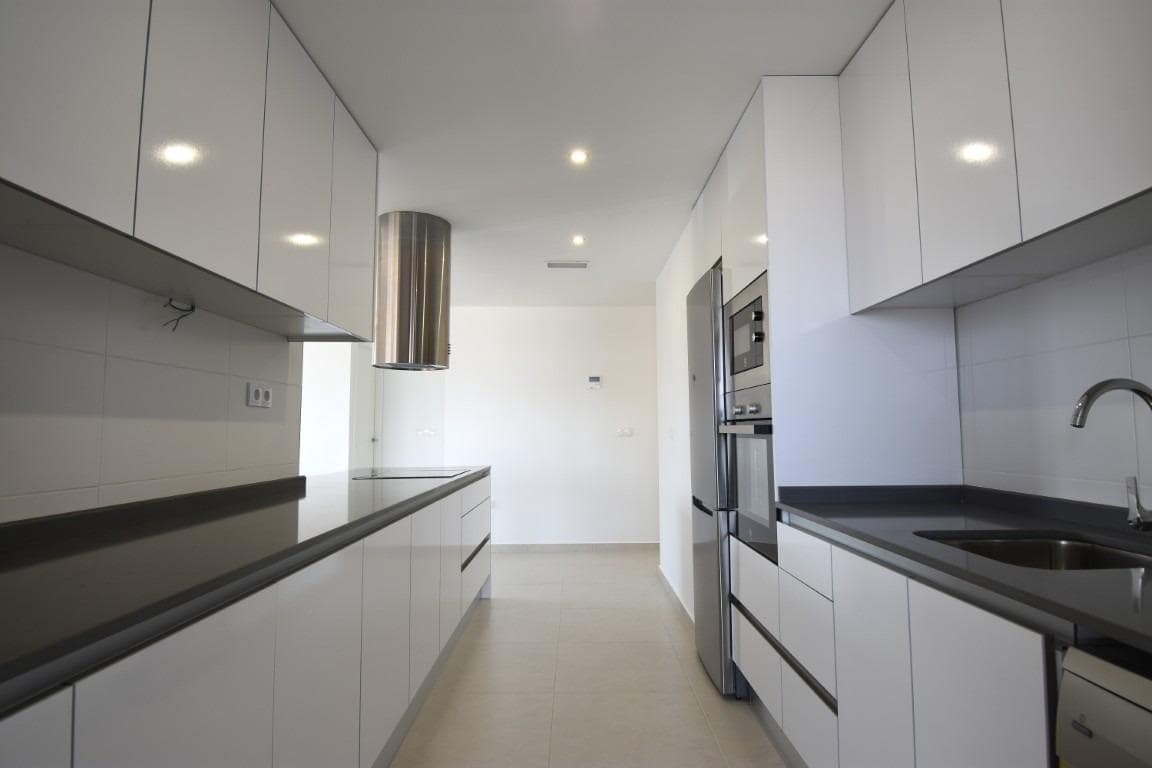 3 slaapkamer Appartement te koop in San Miguel de Salinas met zwembad - € 322.000 (Ref: 9960273)