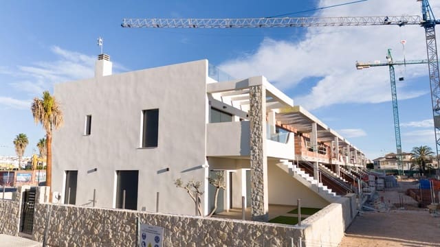 Bungalow de 3 habitaciones en Pilar de la Horadada ciudad, Pilar de la Horadada en venta con piscina - 355.000 € (Ref: 9960307)