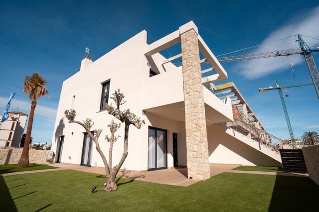 Bungalow de 3 habitaciones en Pilar de la Horadada ciudad, Pilar de la Horadada en venta con piscina - 355.000 € (Ref: 9960307)