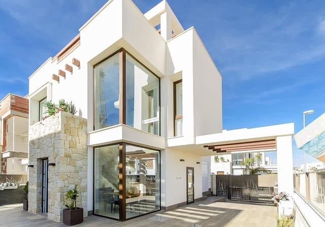 3 soveværelse Villa til salg i Los Montesinos med swimmingpool - € 485.000 (Ref: 9960323)