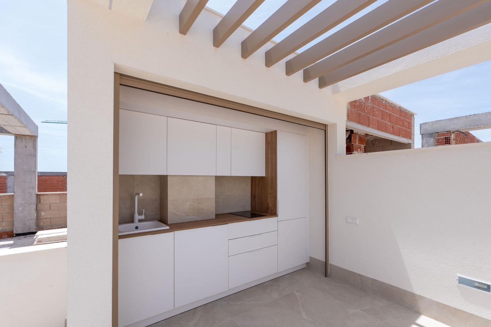 3 soveværelse Villa til salg i Los Alcazares med swimmingpool - € 645.000 (Ref: 9960467)