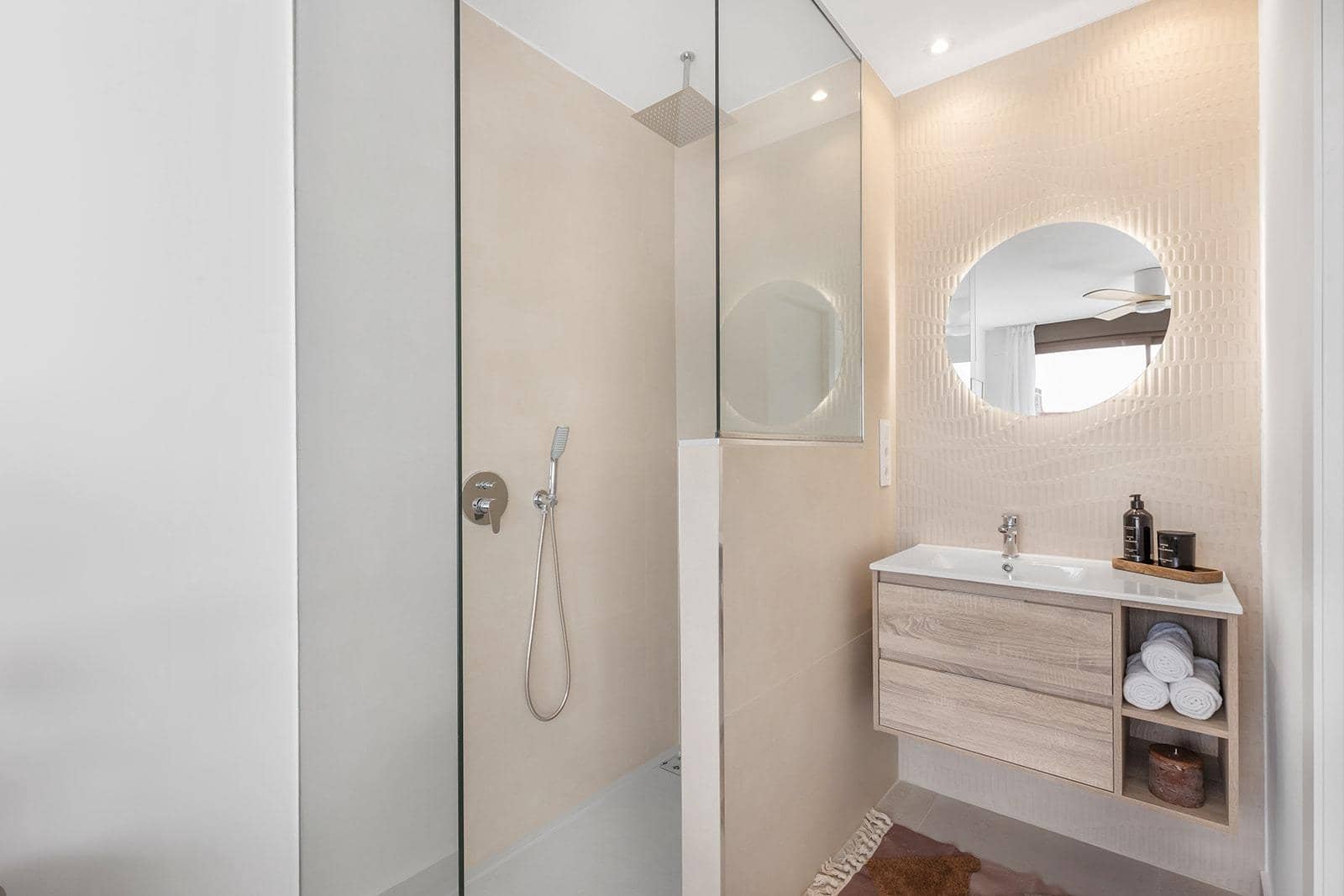 3 soveværelse Lejlighed til salg i Los Alcazares med swimmingpool - € 369.900 (Ref: 9960559)