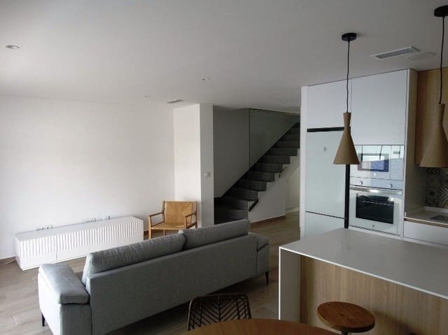 3 soveværelse Villa til salg i Pilar de la Horadada ciudad, Pilar de la Horadada med swimmingpool - € 425.000 (Ref: 9960564)