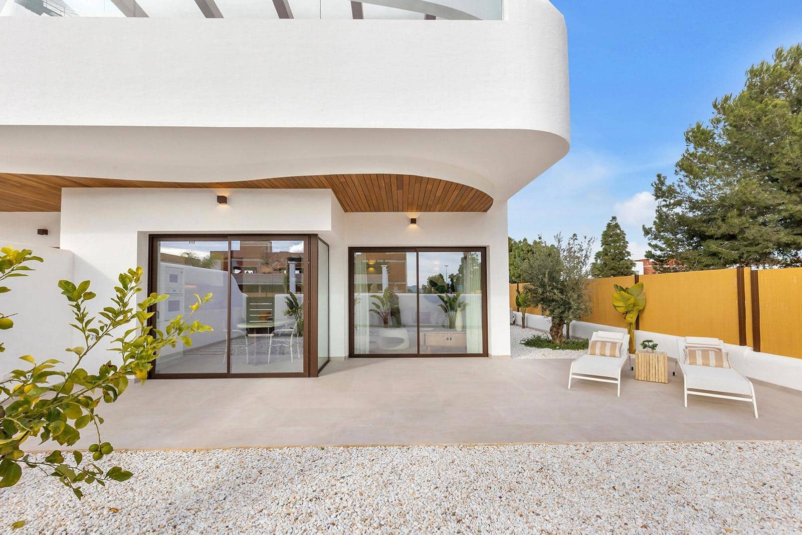 3 slaapkamer Villa te koop in Los Alcazares met zwembad - € 539.900 (Ref: 9960612)