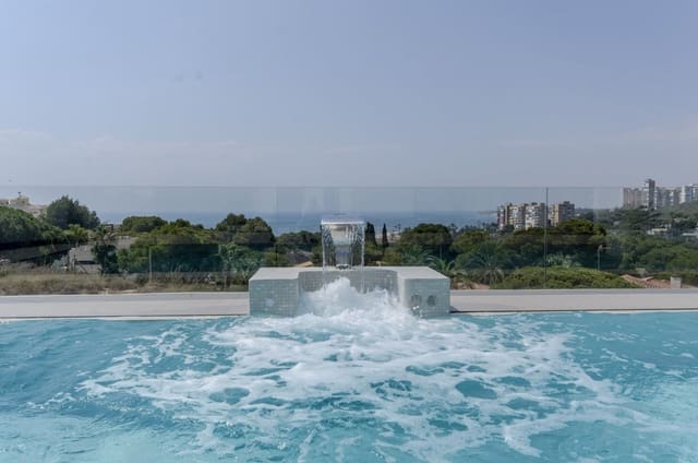 3 soveværelse Villa til salg i Campoamor, Orihuela med swimmingpool - € 1.195.000 (Ref: 9960647)