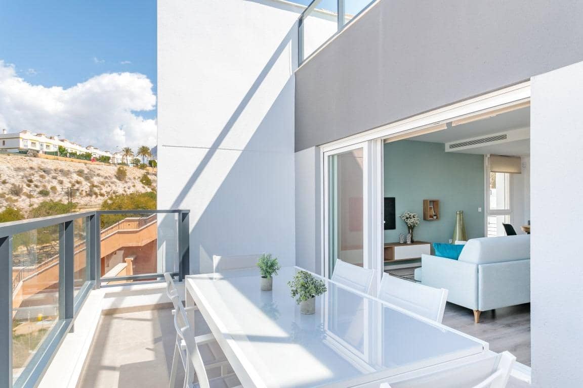 4 soveværelse Villa til salg i Finestrat med swimmingpool - € 555.000 (Ref: 9960692)