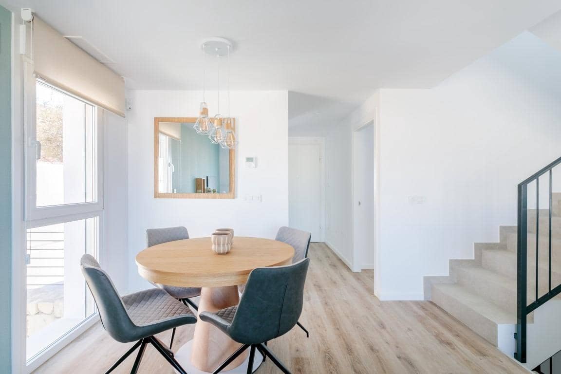 4 soveværelse Villa til salg i Finestrat med swimmingpool - € 555.000 (Ref: 9960692)