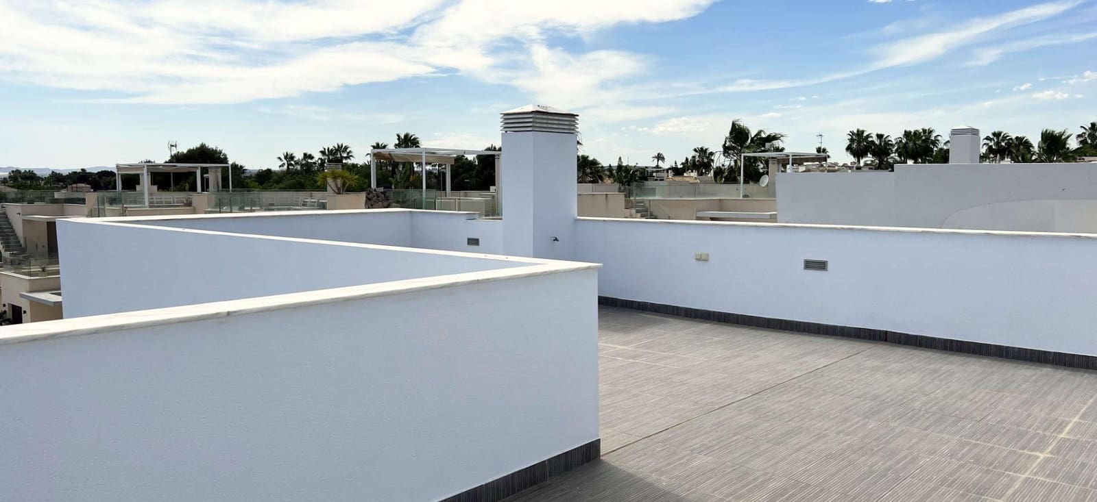 3 soveværelse Villa til salg i Ciudad Quesada med swimmingpool - € 770.000 (Ref: 9960802)
