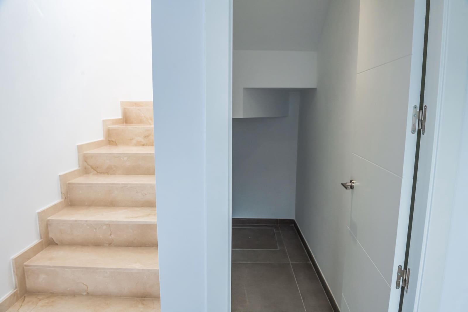 3 chambre Villa/Maison à vendre à Los Alcazares avec piscine - 445 000 € (Ref: 9960850)